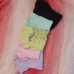 5 American Eagle tees